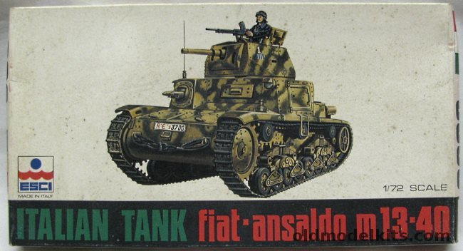 ESCI 1/72 Fiat-Ansaldo M13-40 Tank, 8030 plastic model kit